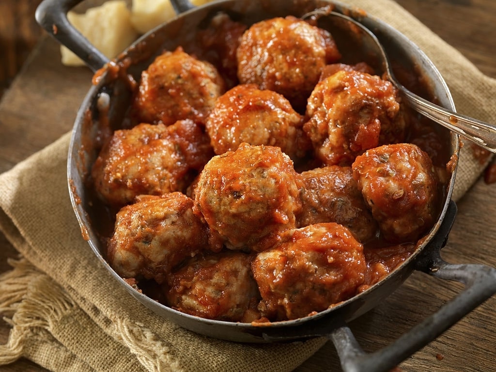 easy keto buffalo chicken meatballs