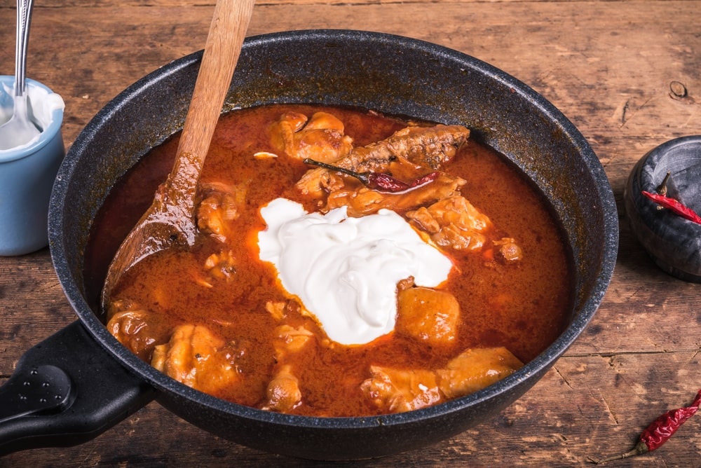 keto paprika chicken with sour cream gravy