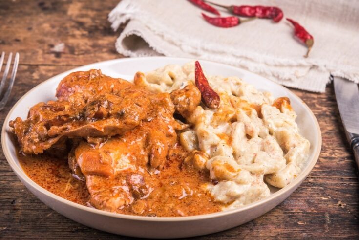 slow cooker chicken paprika